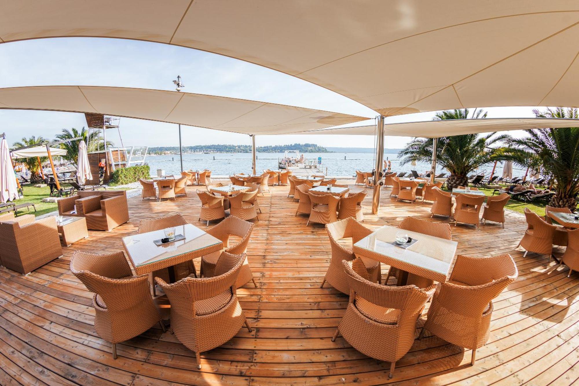 Hotel Mirna - Terme & Wellness Lifeclass Portorož Exteriör bild